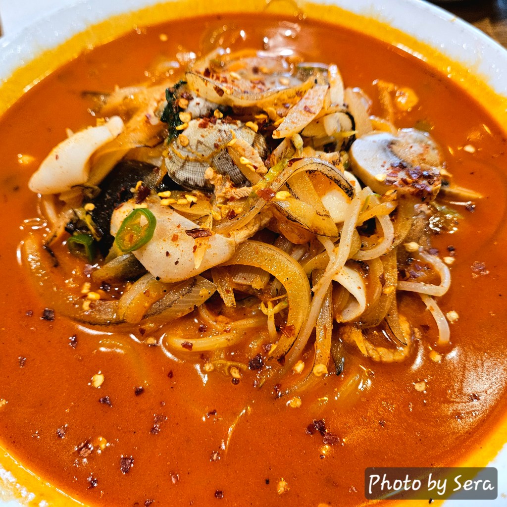 Seafood Jjamppong (해물짬뽕)